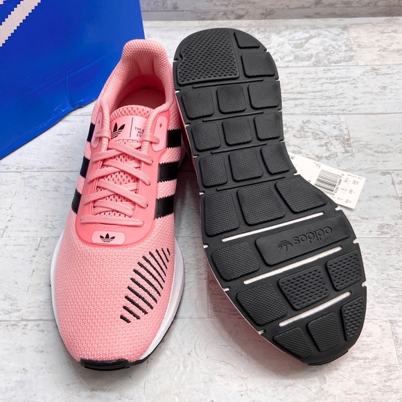 Adidas Swift Run RF running shoes - Picture 7 of 16